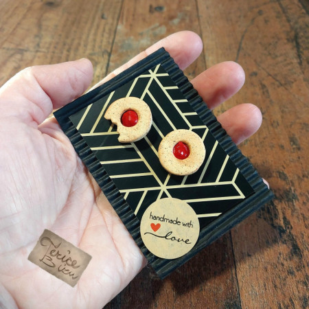 7/25 Náušnice 2x2cm  (anti-allergic earrings 2x2cm) 120,- Kč